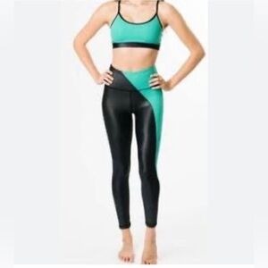 Zyia Jade And Black Leggings